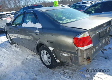 2005 Toyota Camry Le из США, поврежденный, VIN 4T1BE32K65U629722